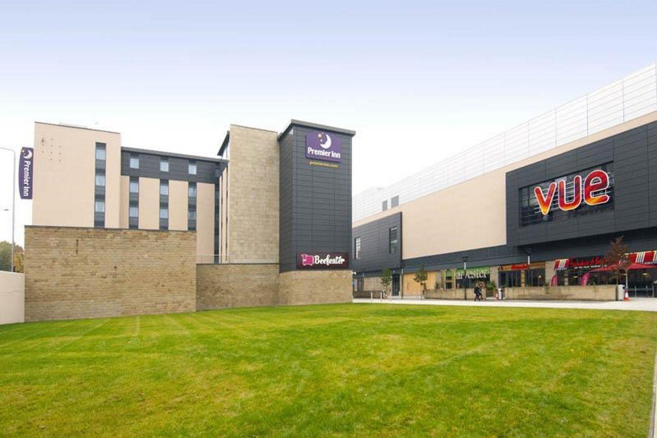 Premier Inn Halifax Town Centre Exteriör bild